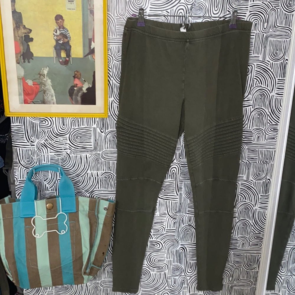 BP Leggings